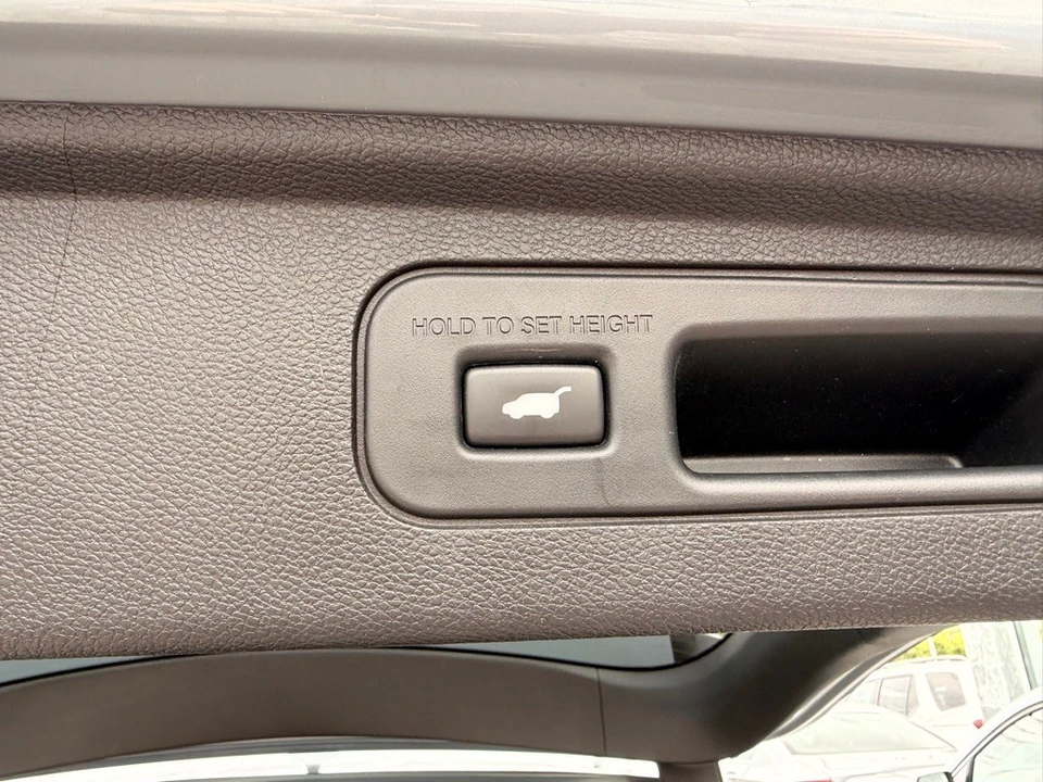2023 Honda Odyssey - Image 9 of 21