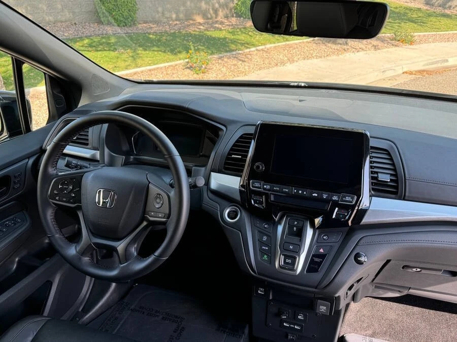 2023 Honda Odyssey - Image 4 of 15