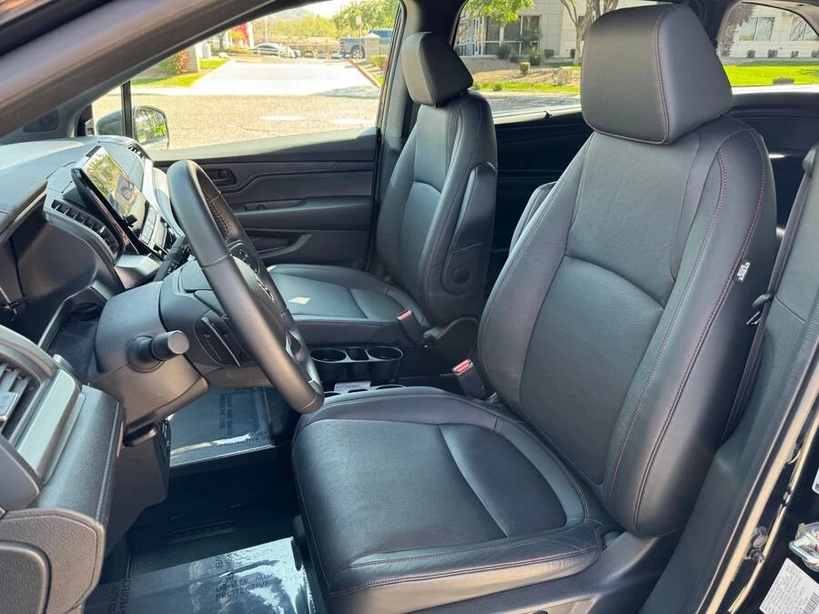 2023 Honda Odyssey - Image 5 of 15