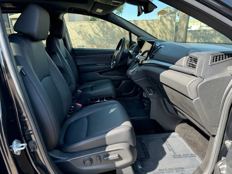 2023 Honda Odyssey - Image 6 of 15