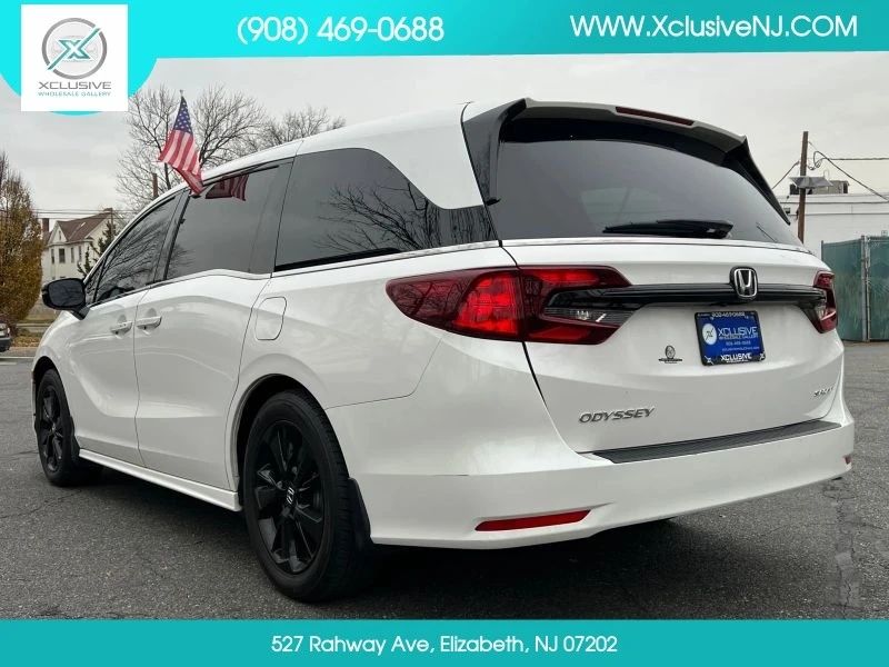 2023 Honda Odyssey - Image 2 of 12