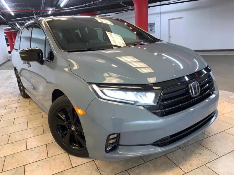 2023 Honda Odyssey - Image 3 of 12