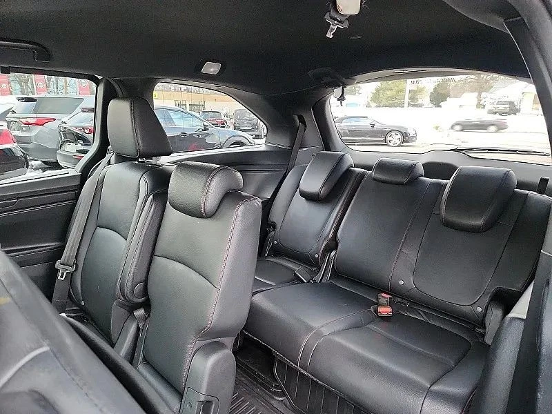 2023 Honda Odyssey - Image 10 of 12
