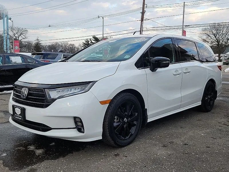 2023 Honda Odyssey - Image 3 of 12