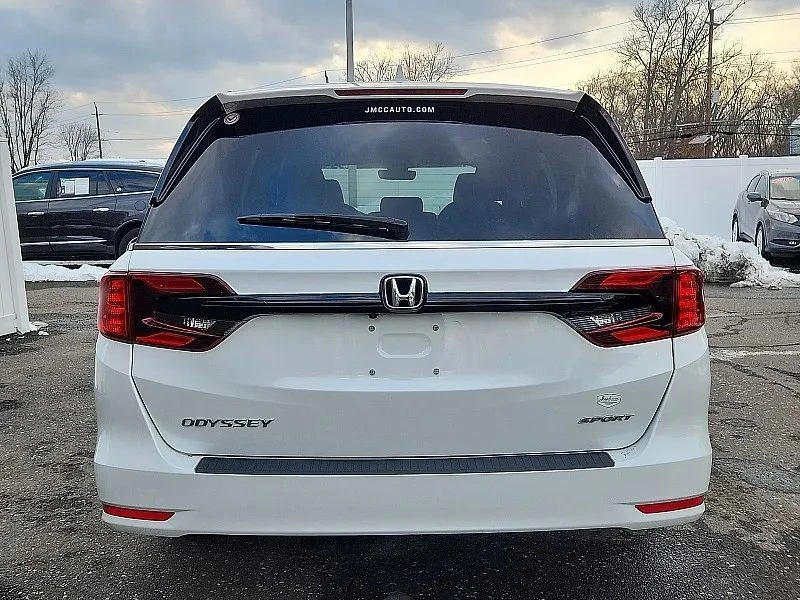 2023 Honda Odyssey - Image 5 of 12