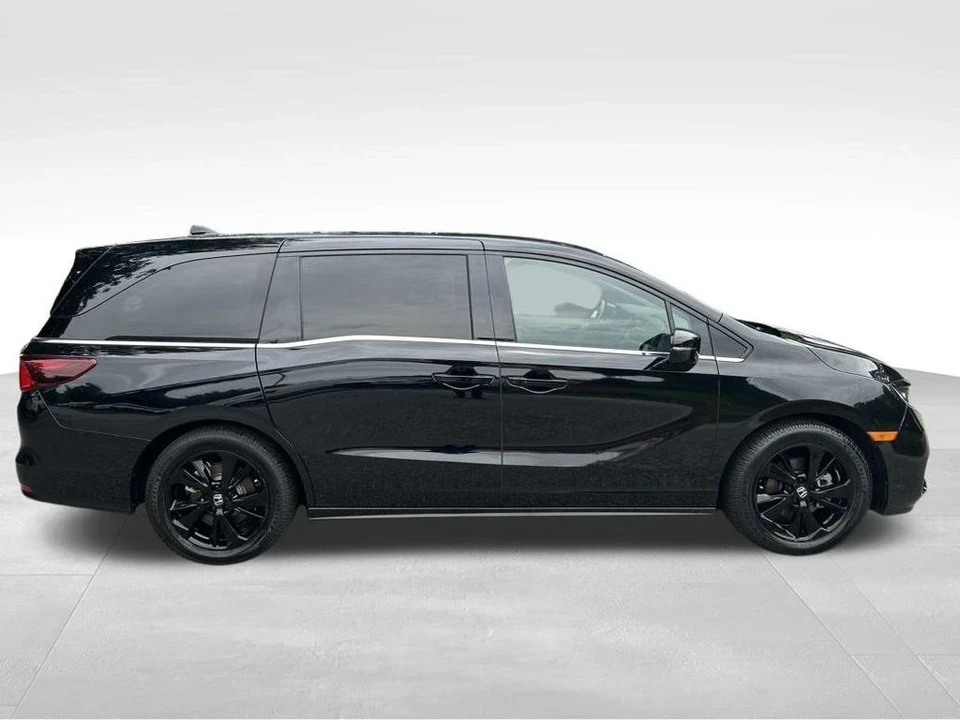 2023 Honda Odyssey - Image 7 of 12