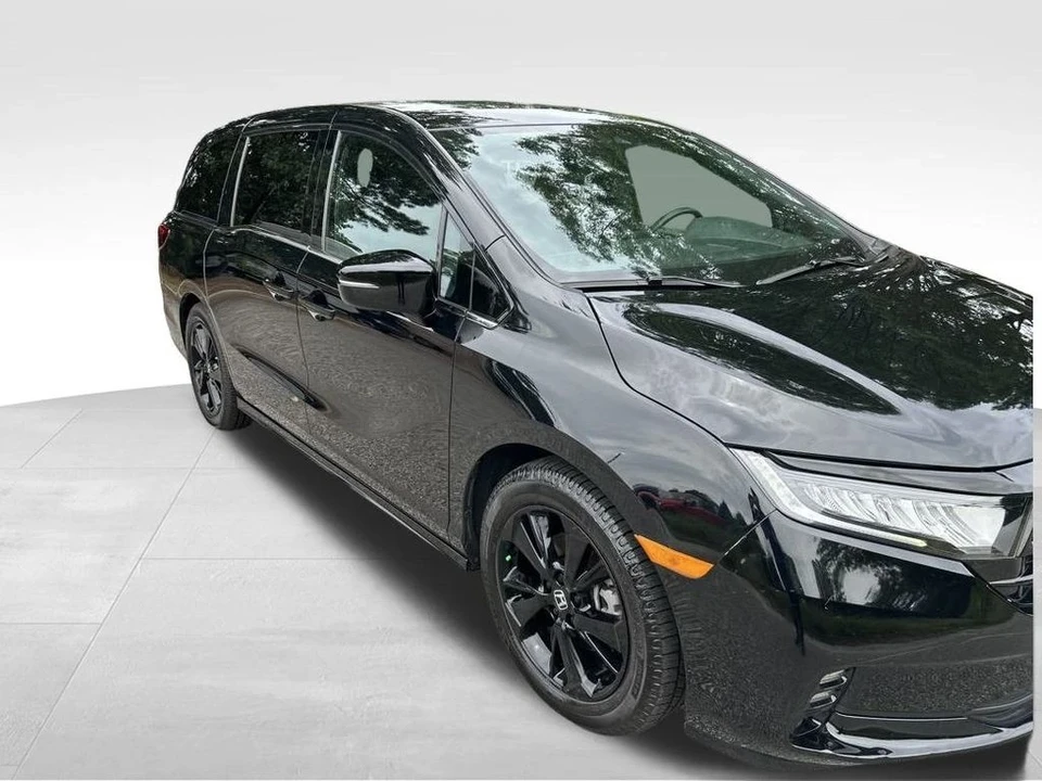 2023 Honda Odyssey - Image 8 of 12