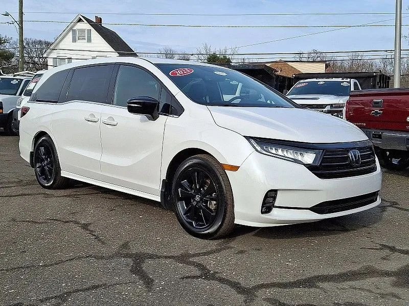 2023 Honda Odyssey - Image 2 of 12