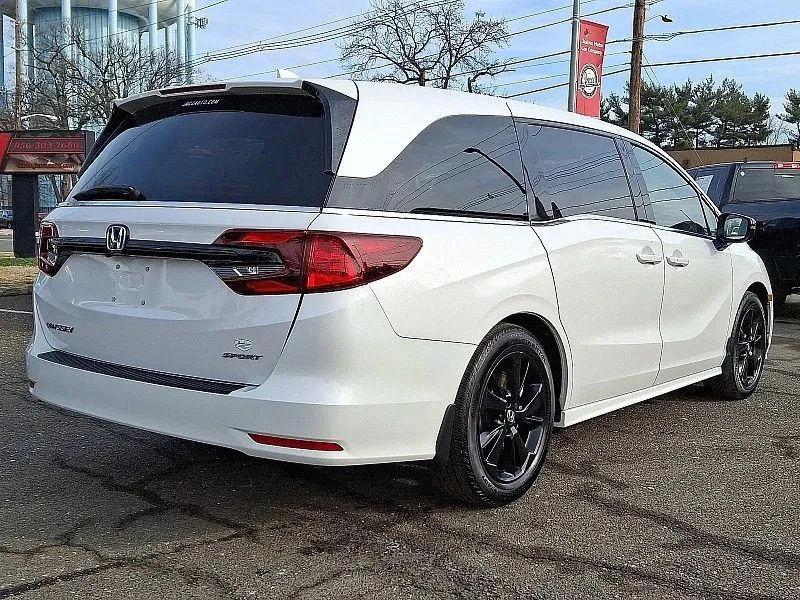 2023 Honda Odyssey - Image 7 of 12