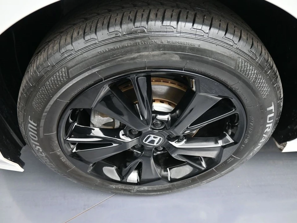 2023 Honda Odyssey - Image 14 of 21