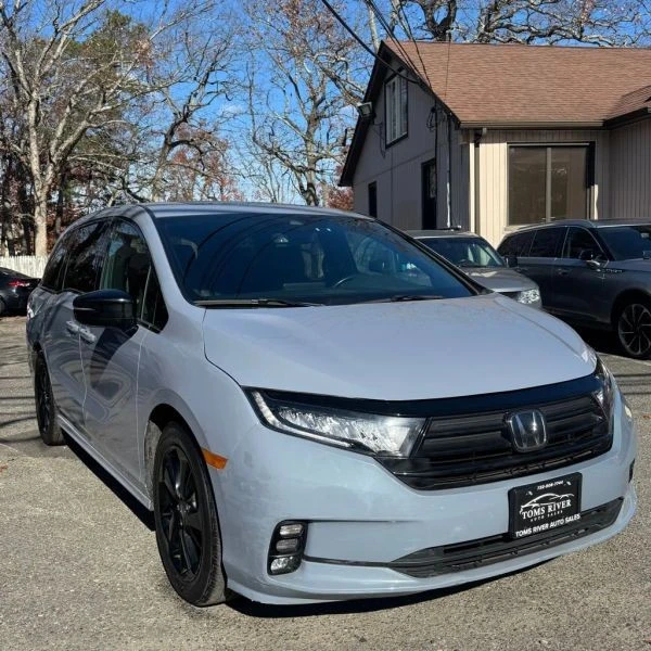 2023 Honda Odyssey - Image 8 of 12
