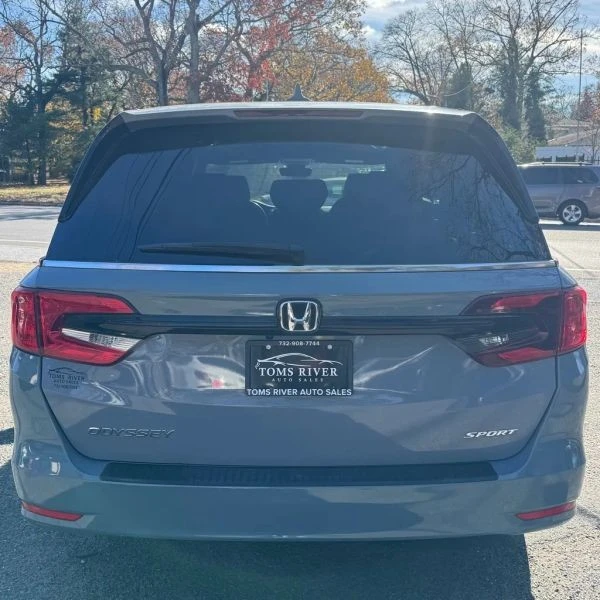 2023 Honda Odyssey - Image 5 of 12