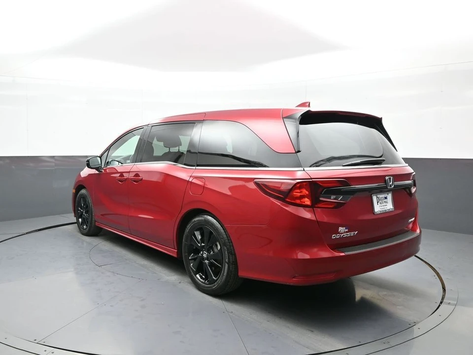 2023 Honda Odyssey - Image 8 of 12