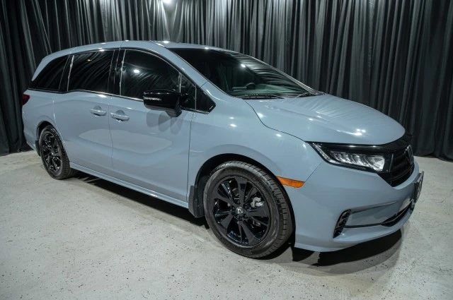2023 Honda Odyssey - Image 3 of 12