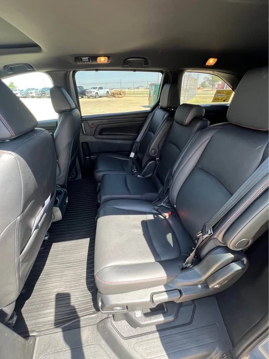 2023 Honda Odyssey - Image 6 of 7