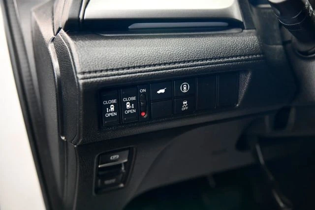 2023 Honda Odyssey - Image 13 of 21