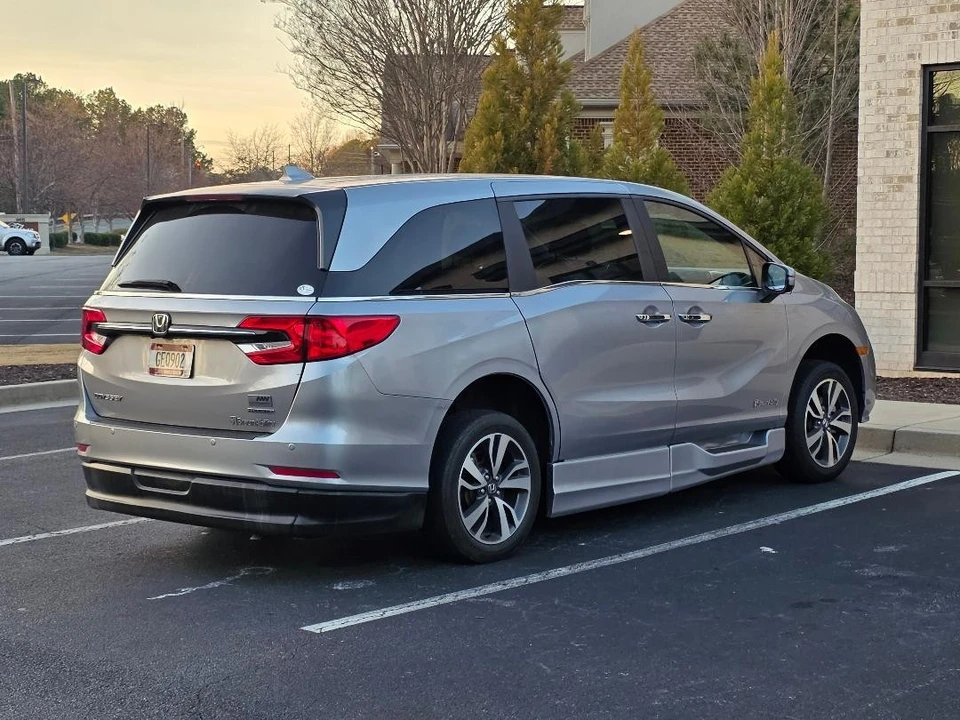 2023 Honda Odyssey - Image 4 of 21