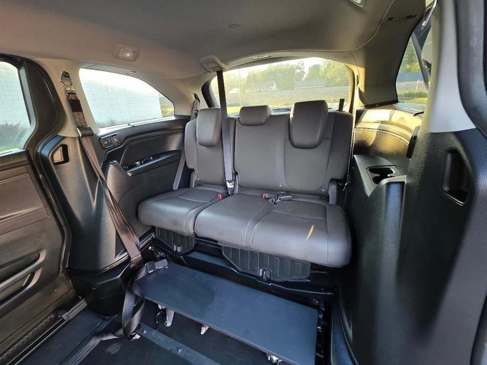 2023 Honda Odyssey - Image 15 of 21