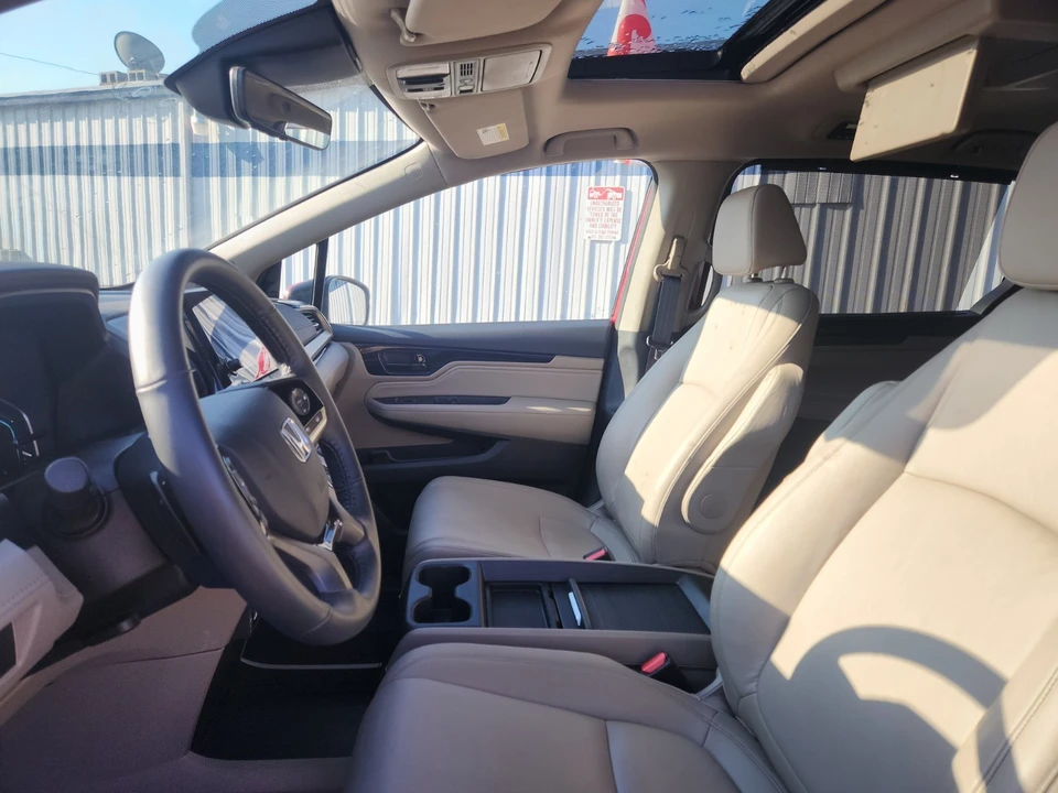 2023 Honda Odyssey - Image 20 of 21