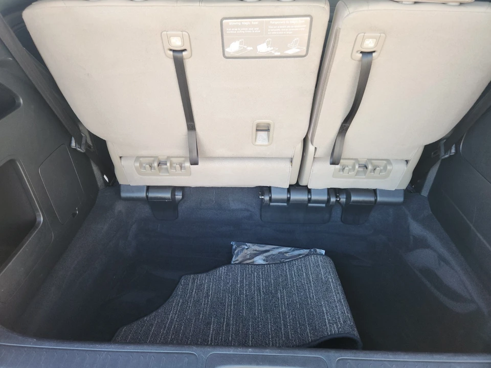 2023 Honda Odyssey - Image 12 of 21