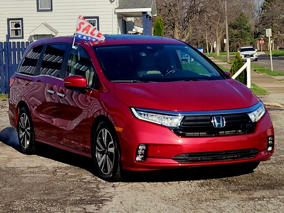 2023 Honda Odyssey - Image 2 of 21