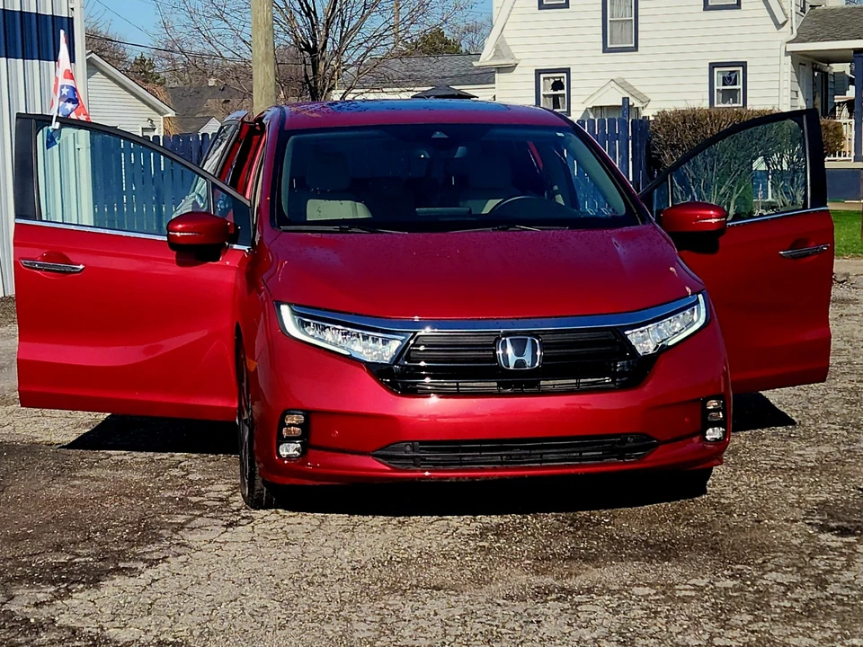 2023 Honda Odyssey - Image 8 of 21