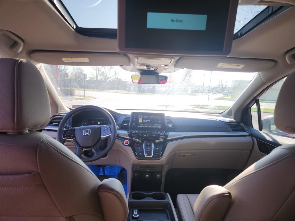 2023 Honda Odyssey - Image 19 of 21