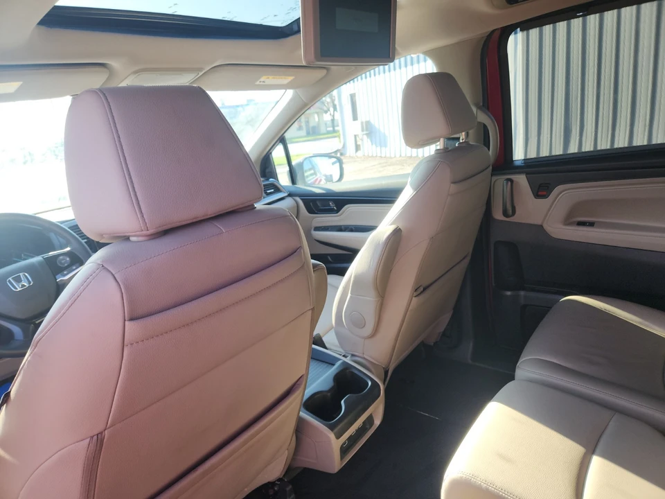 2023 Honda Odyssey - Image 18 of 21