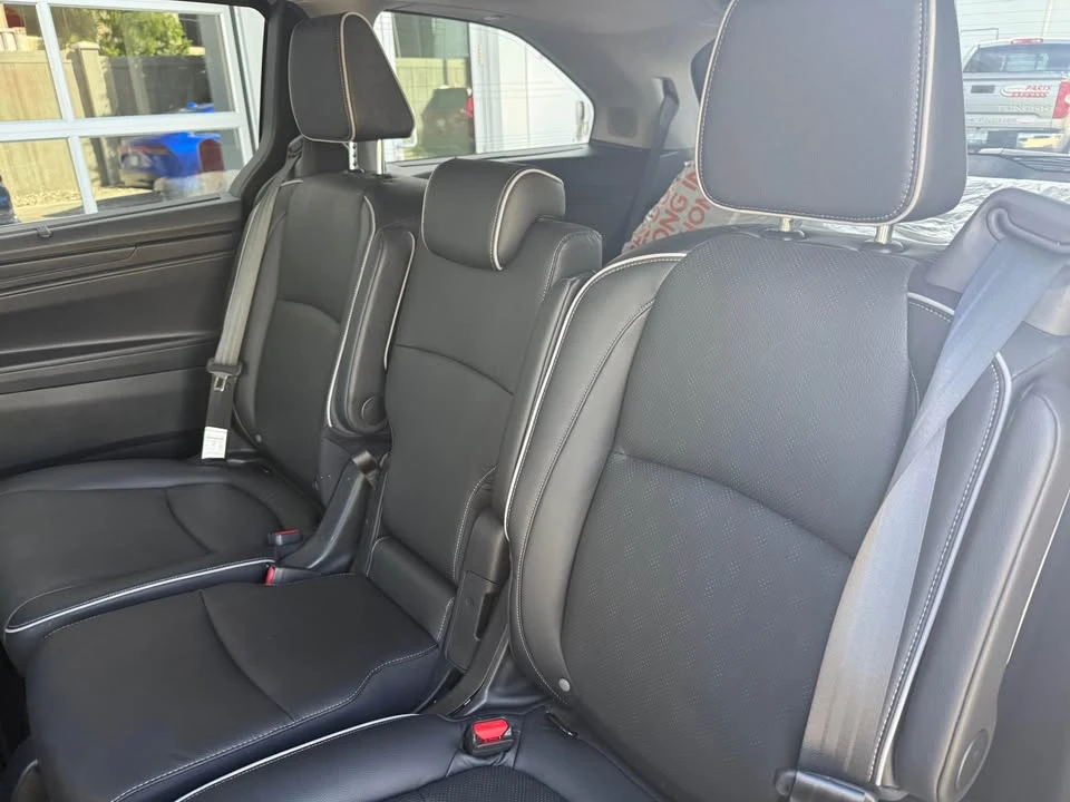 2023 Honda Odyssey - Image 9 of 15