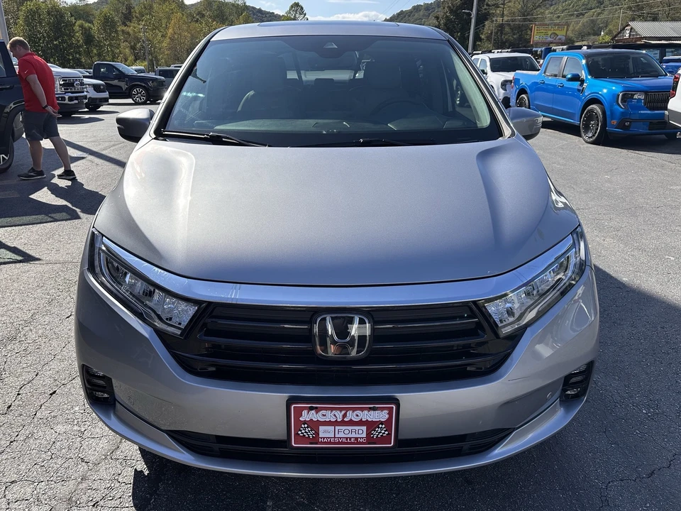 2023 Honda Odyssey - Image 3 of 12