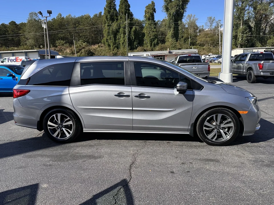 2023 Honda Odyssey - Image 5 of 12