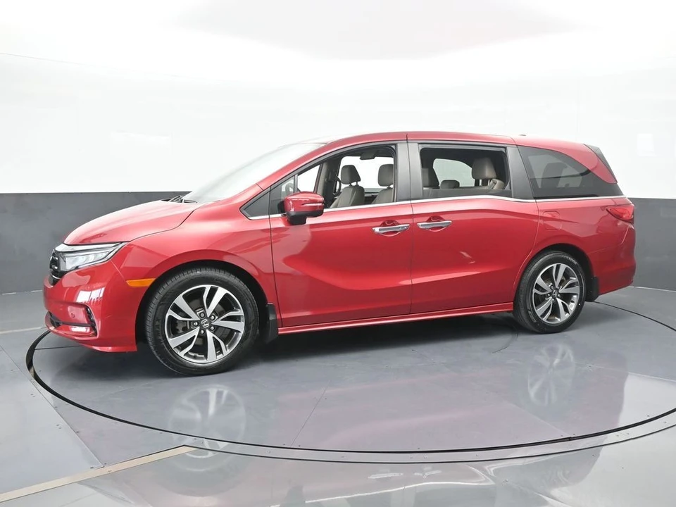 2023 Honda Odyssey - Image 2 of 12