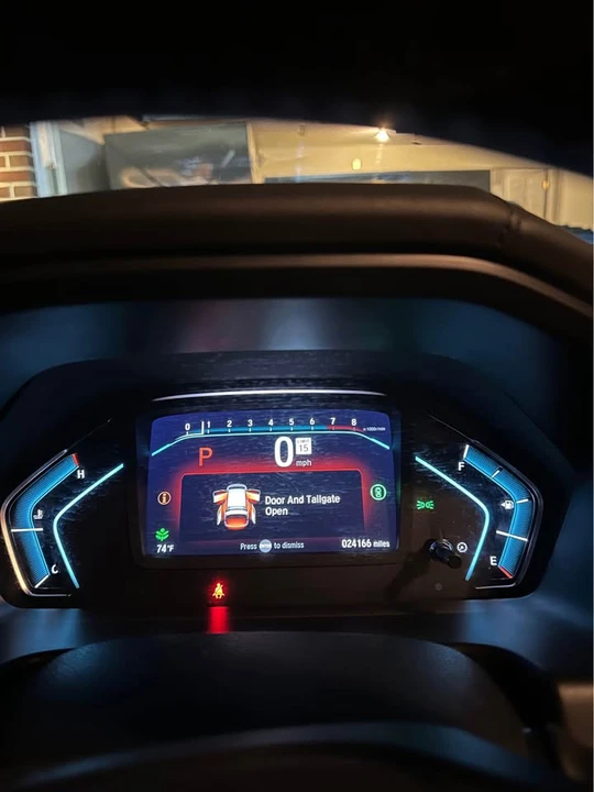 2023 Honda Odyssey - Image 3 of 7