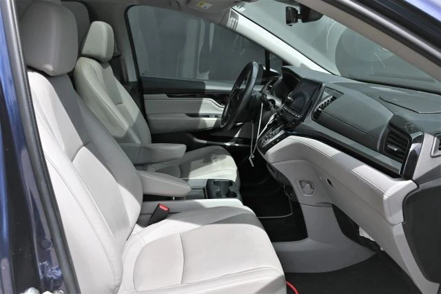 2023 Honda Odyssey - Image 18 of 21