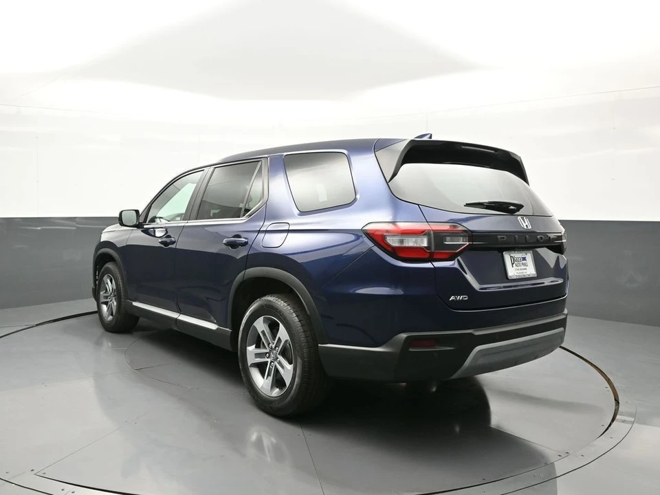 2023 Honda Pilot 4th Gen - Image 8 of 21