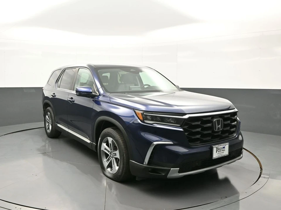 2023 Honda Pilot 4th Gen - Image 3 of 21