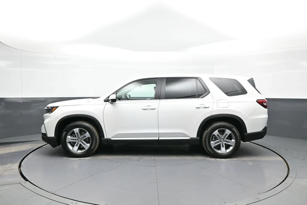 2023 Honda Pilot 4th Gen - Image 9 of 12