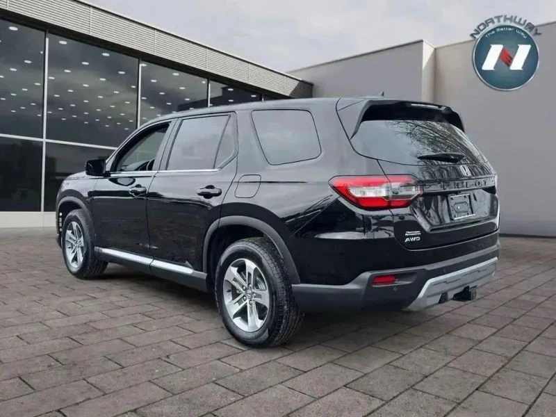 2023 Honda Pilot 4th Gen - Image 3 of 12