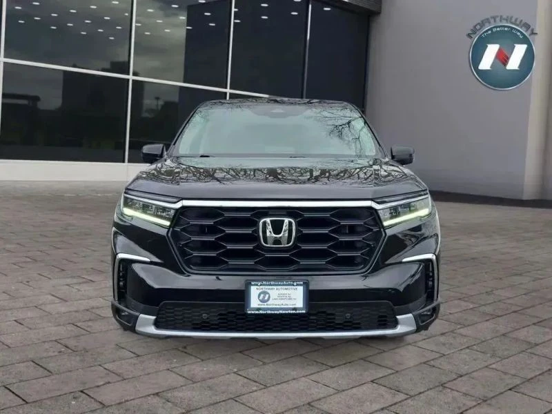 2023 Honda Pilot 4th Gen - Image 8 of 12