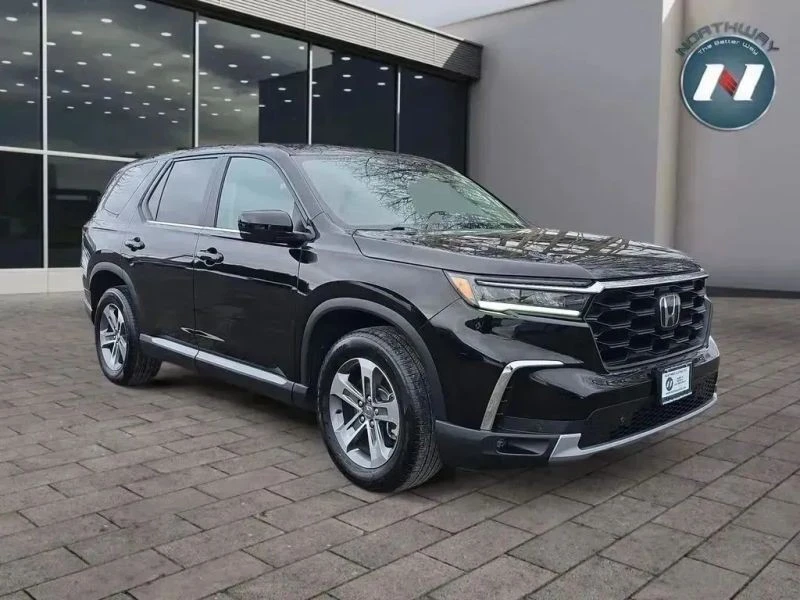 2023 Honda Pilot 4th Gen - Image 7 of 12