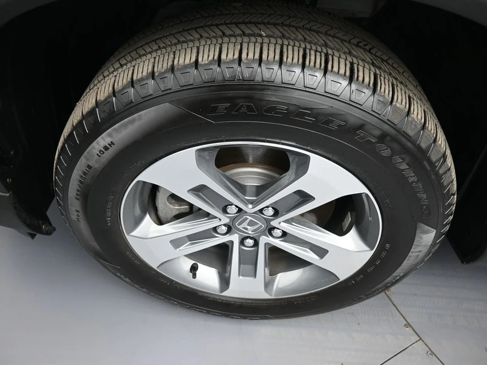 2023 Honda Pilot 4th Gen - Image 14 of 21