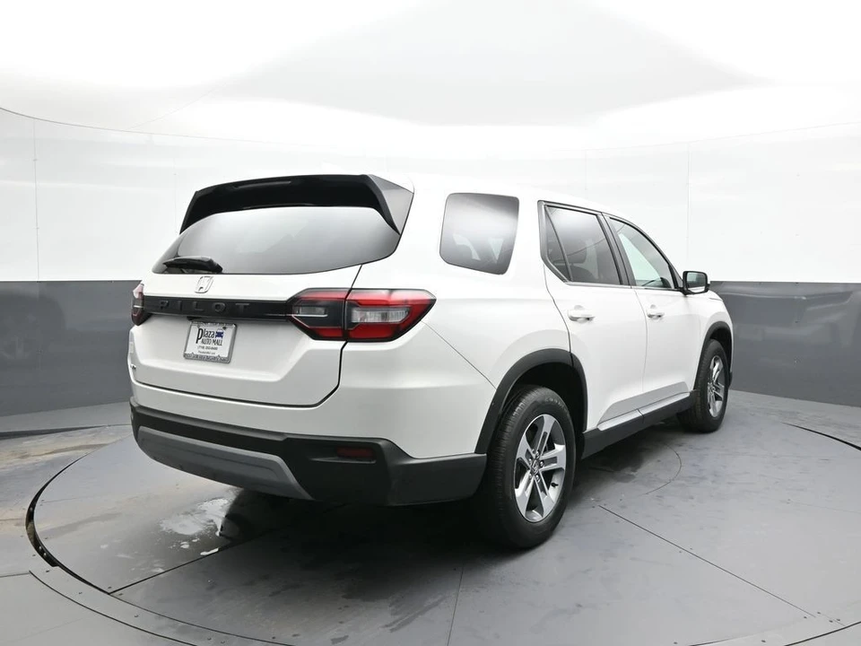 2023 Honda Pilot 4th Gen - Image 6 of 21