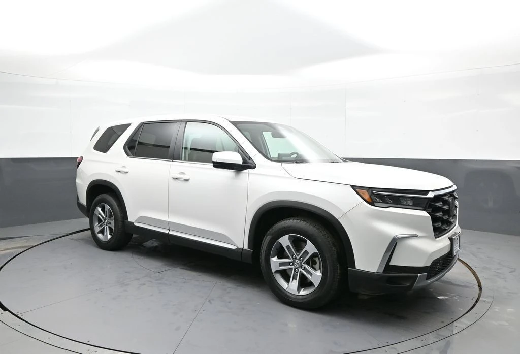 2023 Honda Pilot 4th Gen - Image 4 of 21