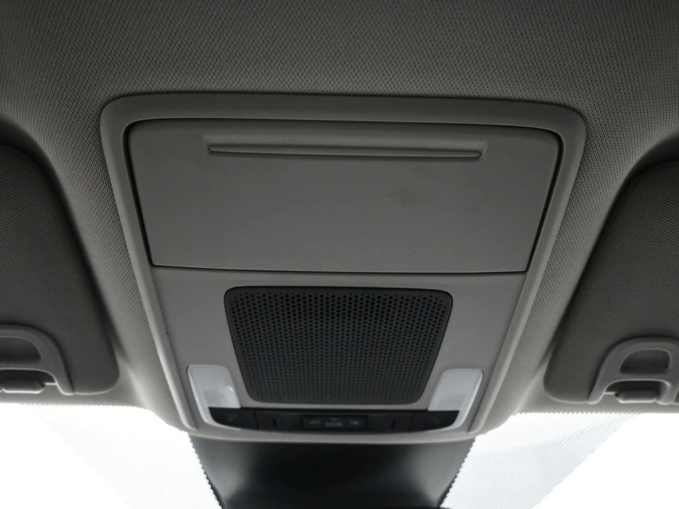 2023 Honda Pilot 4th Gen - Image 17 of 21