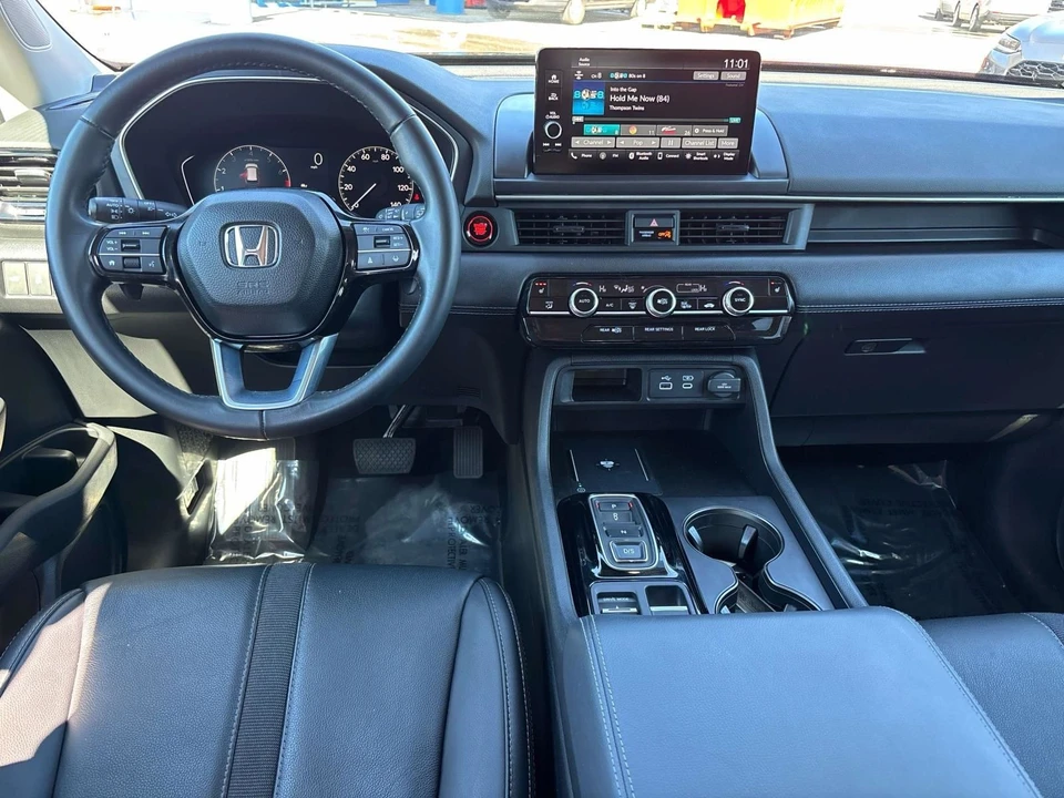 2023 Honda Pilot 4th Gen - Image 12 of 21