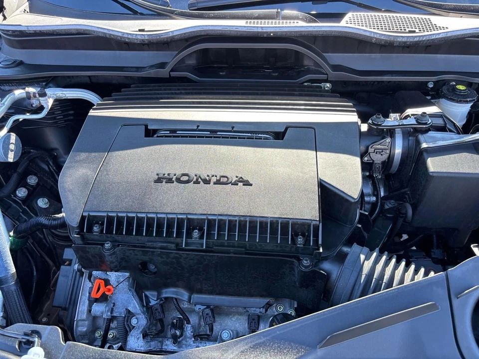 2023 Honda Pilot 4th Gen - Image 9 of 21