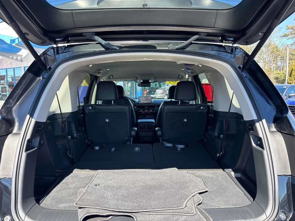 2023 Honda Pilot 4th Gen - Image 14 of 21
