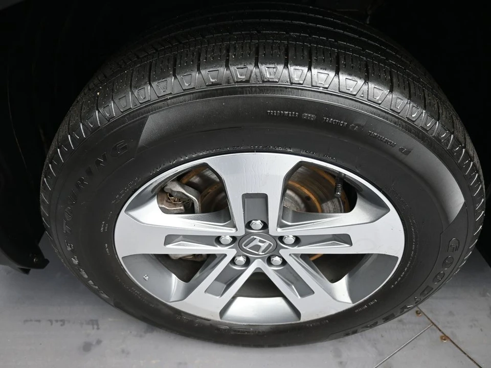 2023 Honda Pilot 4th Gen - Image 14 of 21