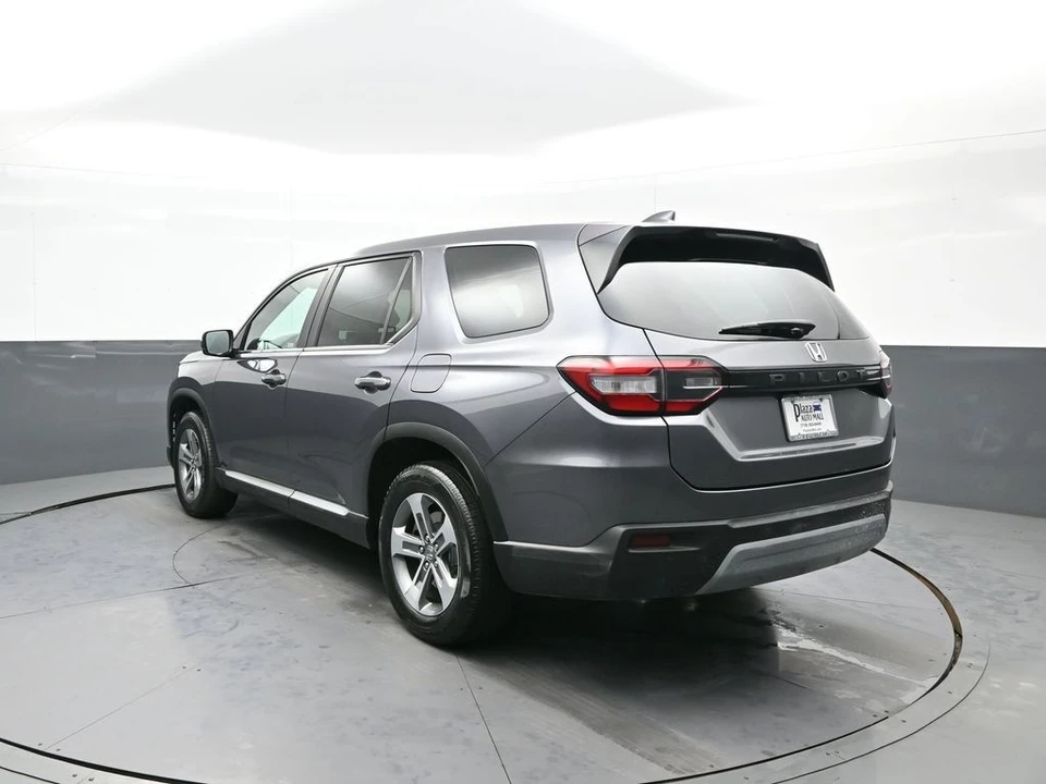 2023 Honda Pilot 4th Gen - Image 8 of 12
