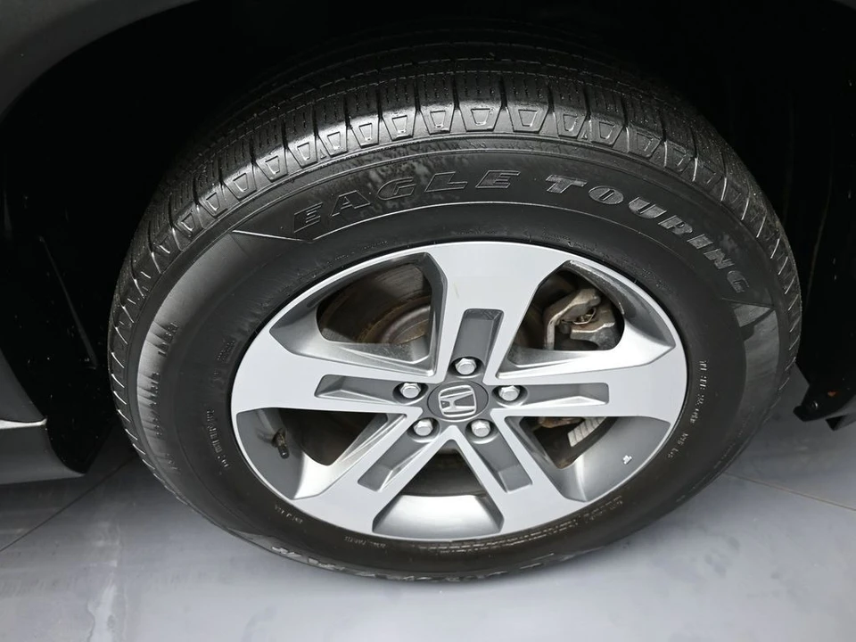 2023 Honda Pilot 4th Gen - Image 13 of 21